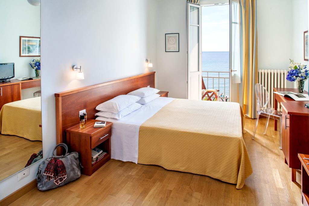 Hotel Beau Sejour ألاسيو المظهر الخارجي الصورة